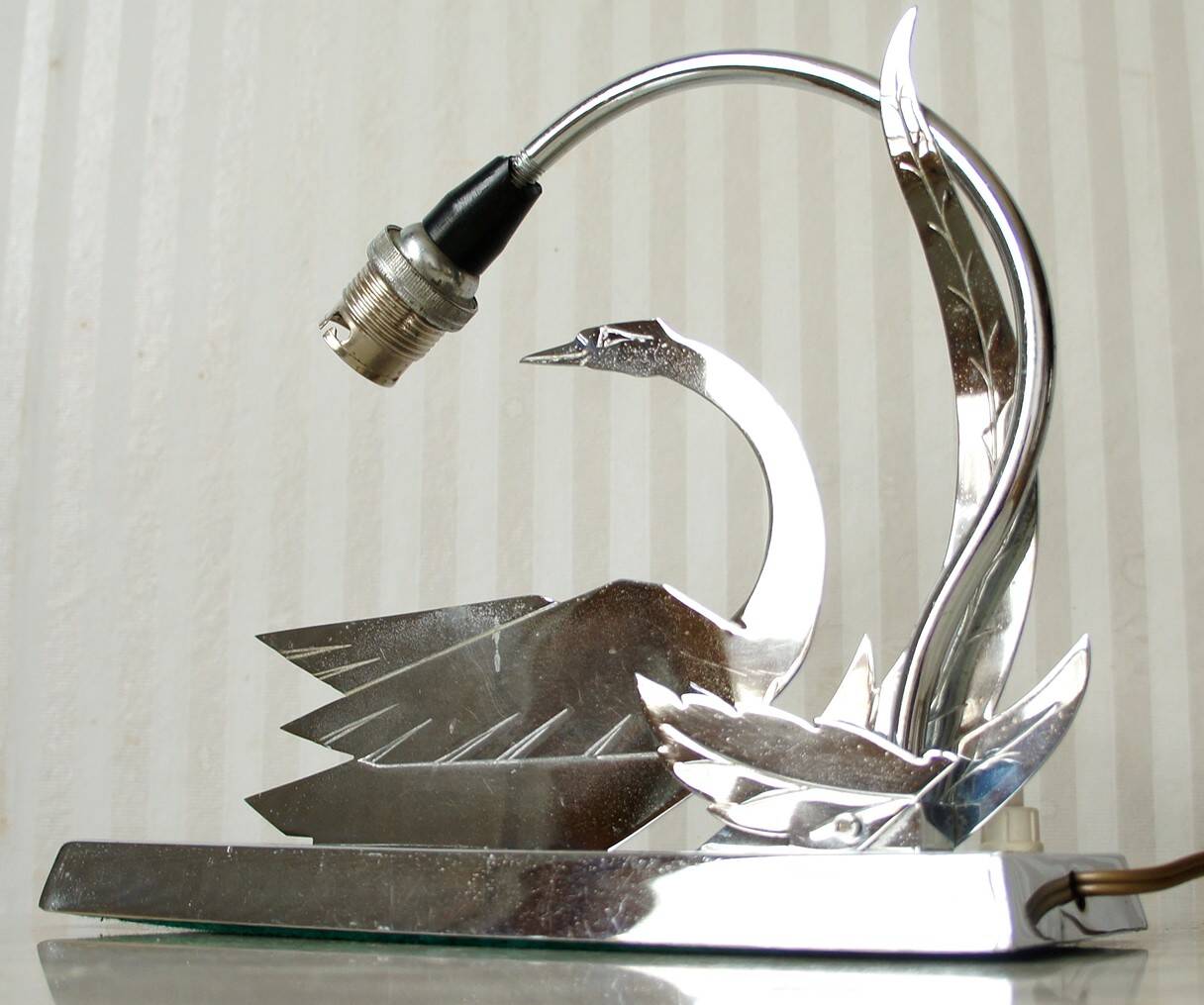 LW Paris "swan" lamp in silver metal, circa 1940