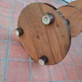 Art Deco-style sellette