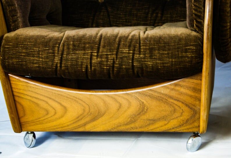 Paire de fauteuils du milieu de siècle en bois par G plan