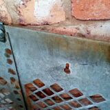 Garden trash public 60 years