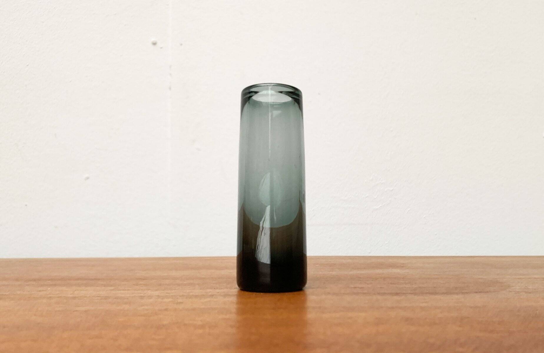 Glass vase from the Danish Labrador series by Per Lütken for Holmegaard, 1950s.