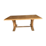 Massif wood table