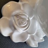Porcelain wall light - opaline globe