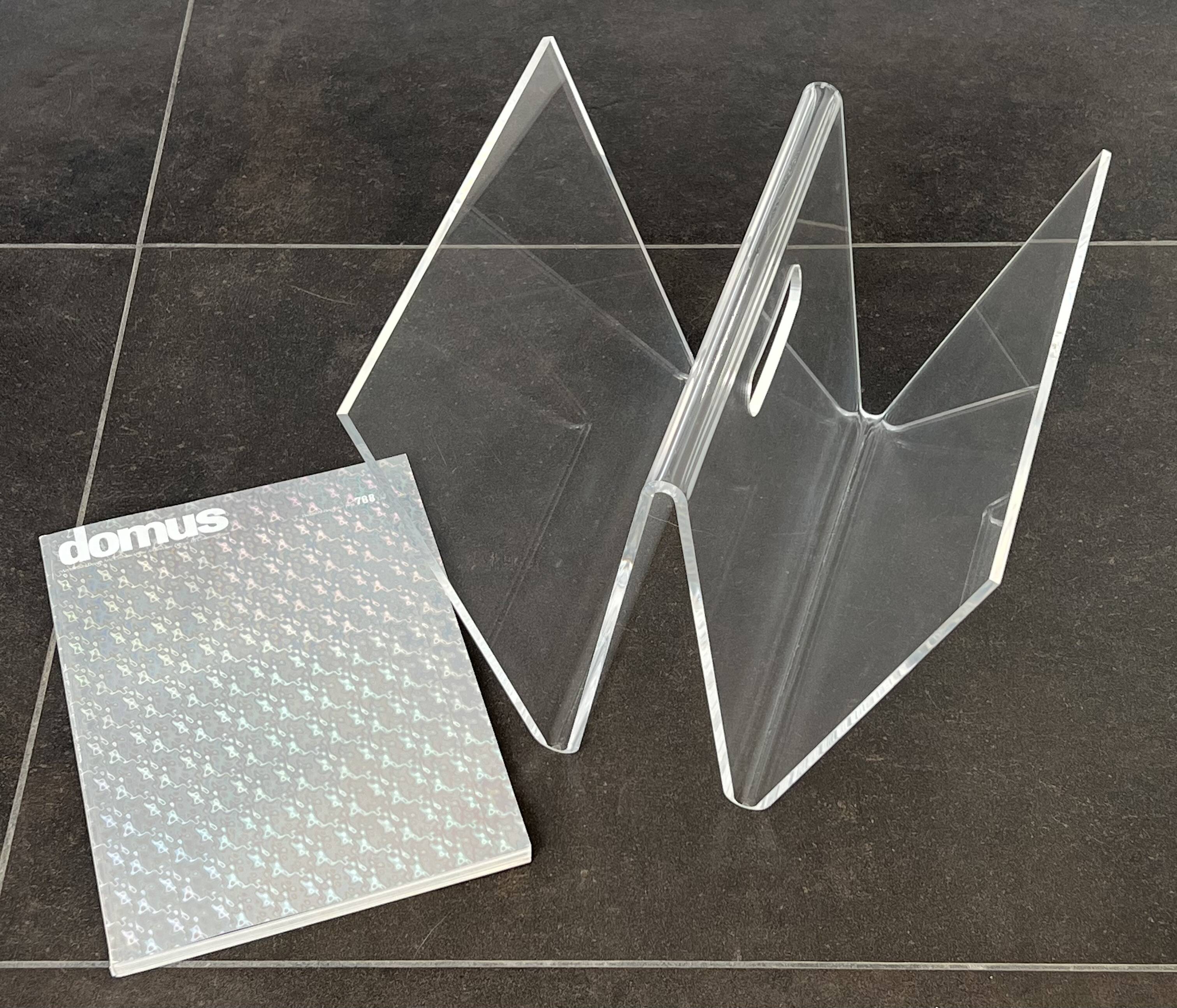 W magazine rack in plexiglass, France 1970s