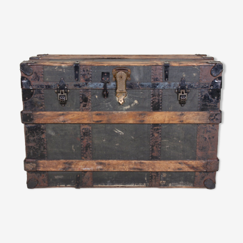 Wood and metal chest from the beginning of the twentieth