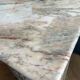 Table basse en marbre design goutte d’eau année 70