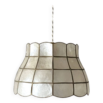 Natural mother-of-pearl pendant light