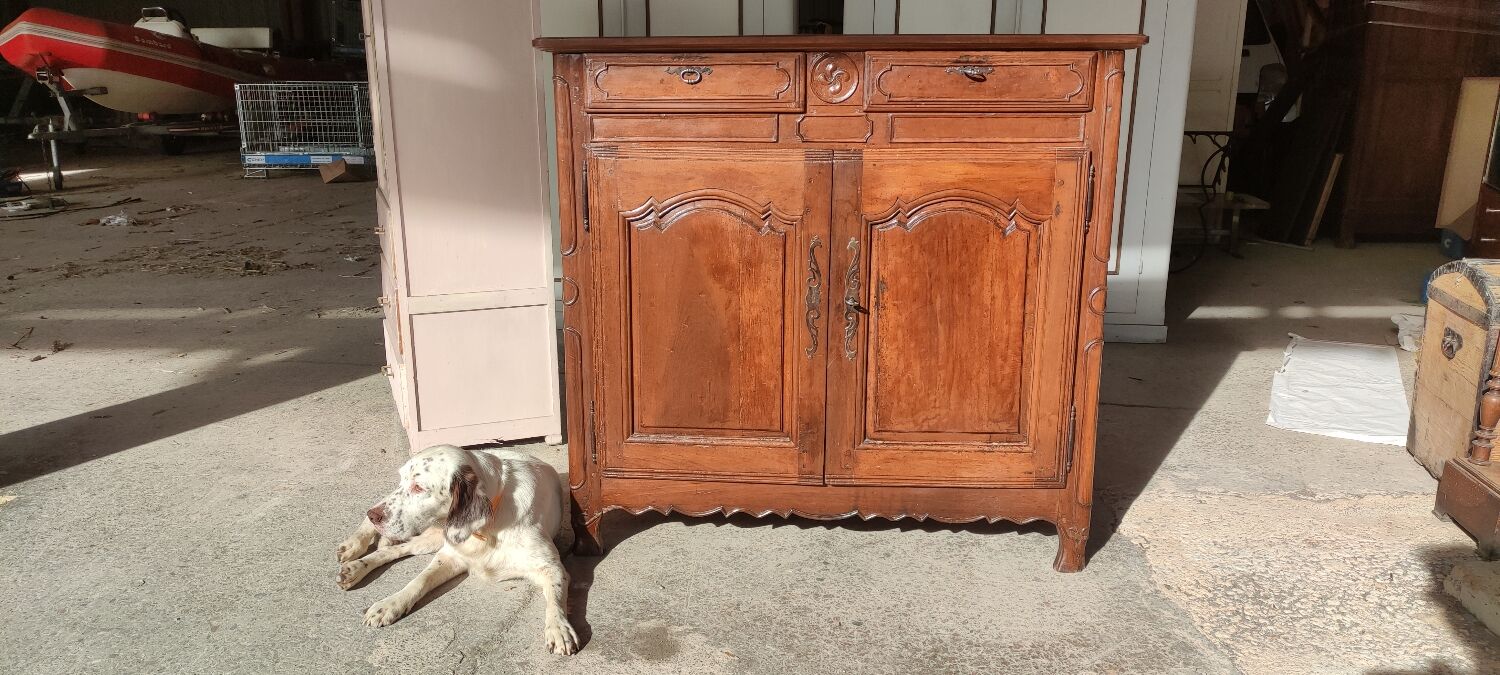 Louis xv walnut sideboard 18th century, Basque support buffet