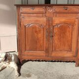 Buffet Louis XV noyer 18e siècle buffet d'appui basque