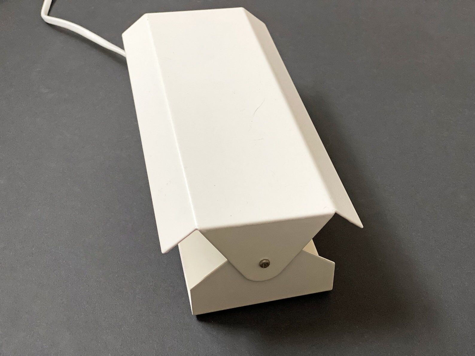 Vintage white massive belgium wall lamp / bed lamp / wall sconce