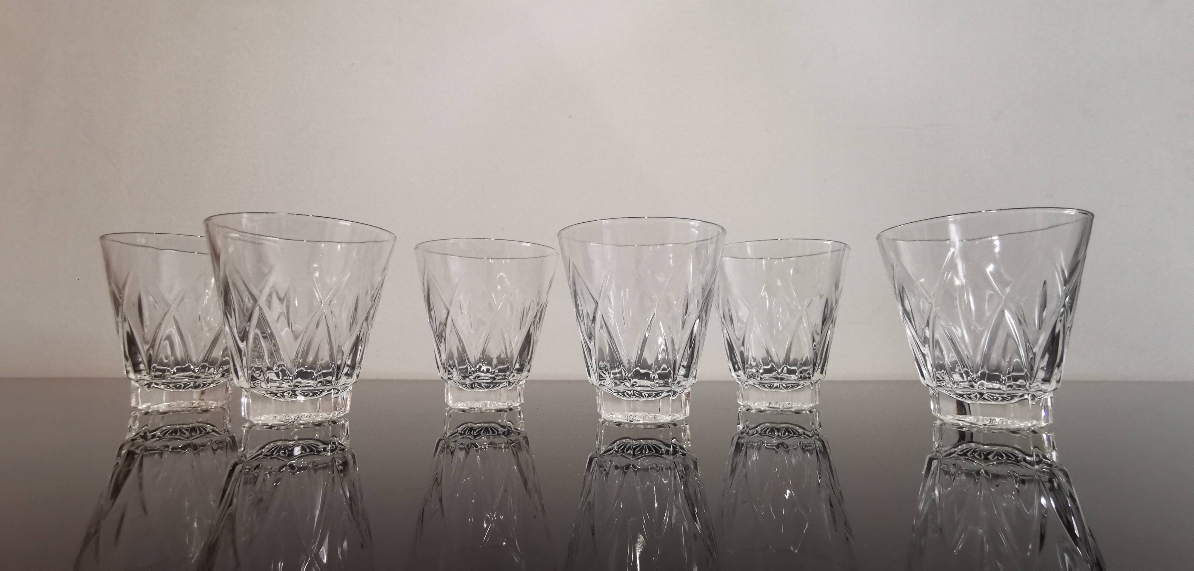 6 vintage chiseled crystal port glasses