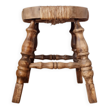 Tabouret tripode style "Bobbin" bois tourné et paille