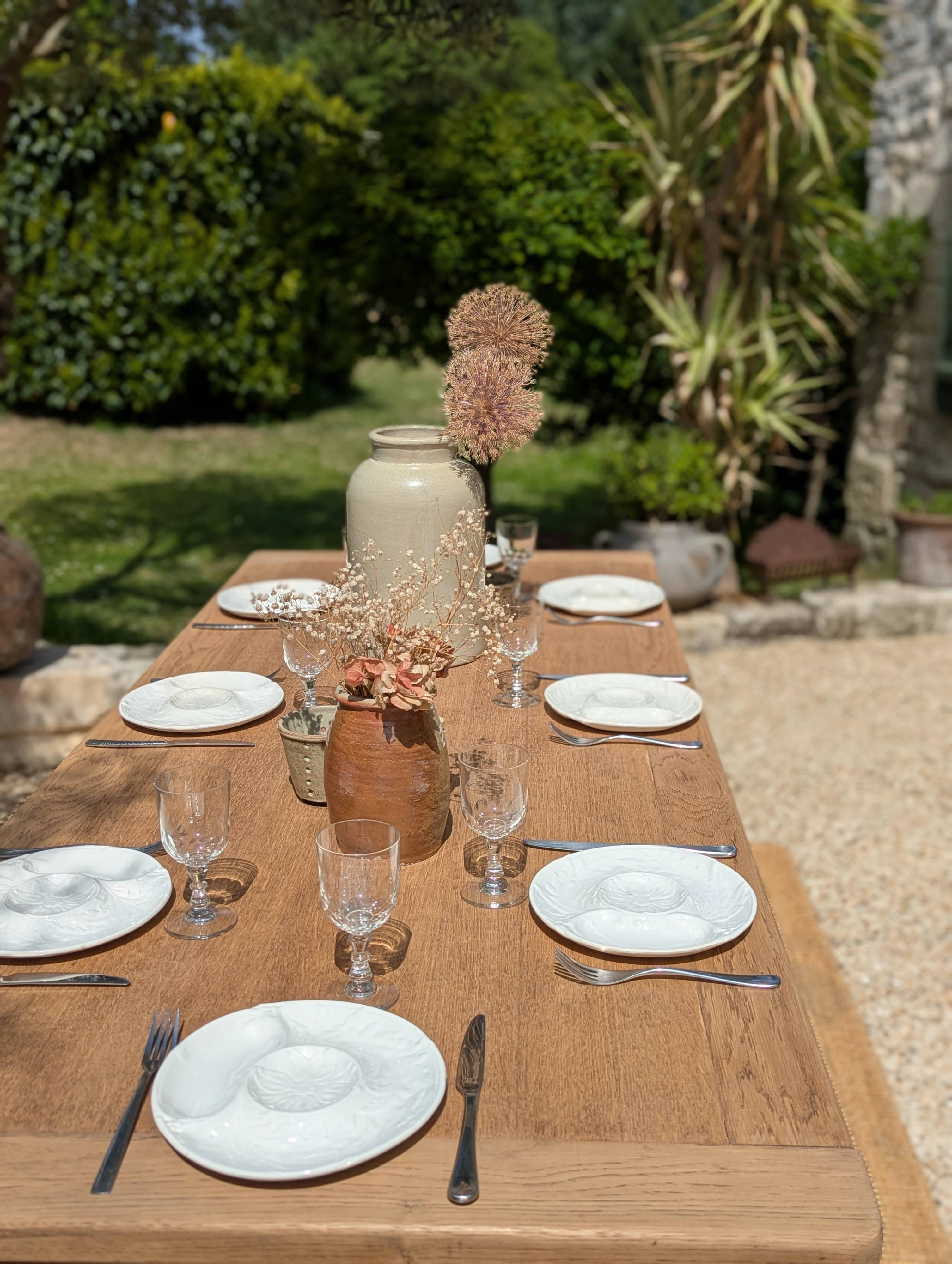 Farm table