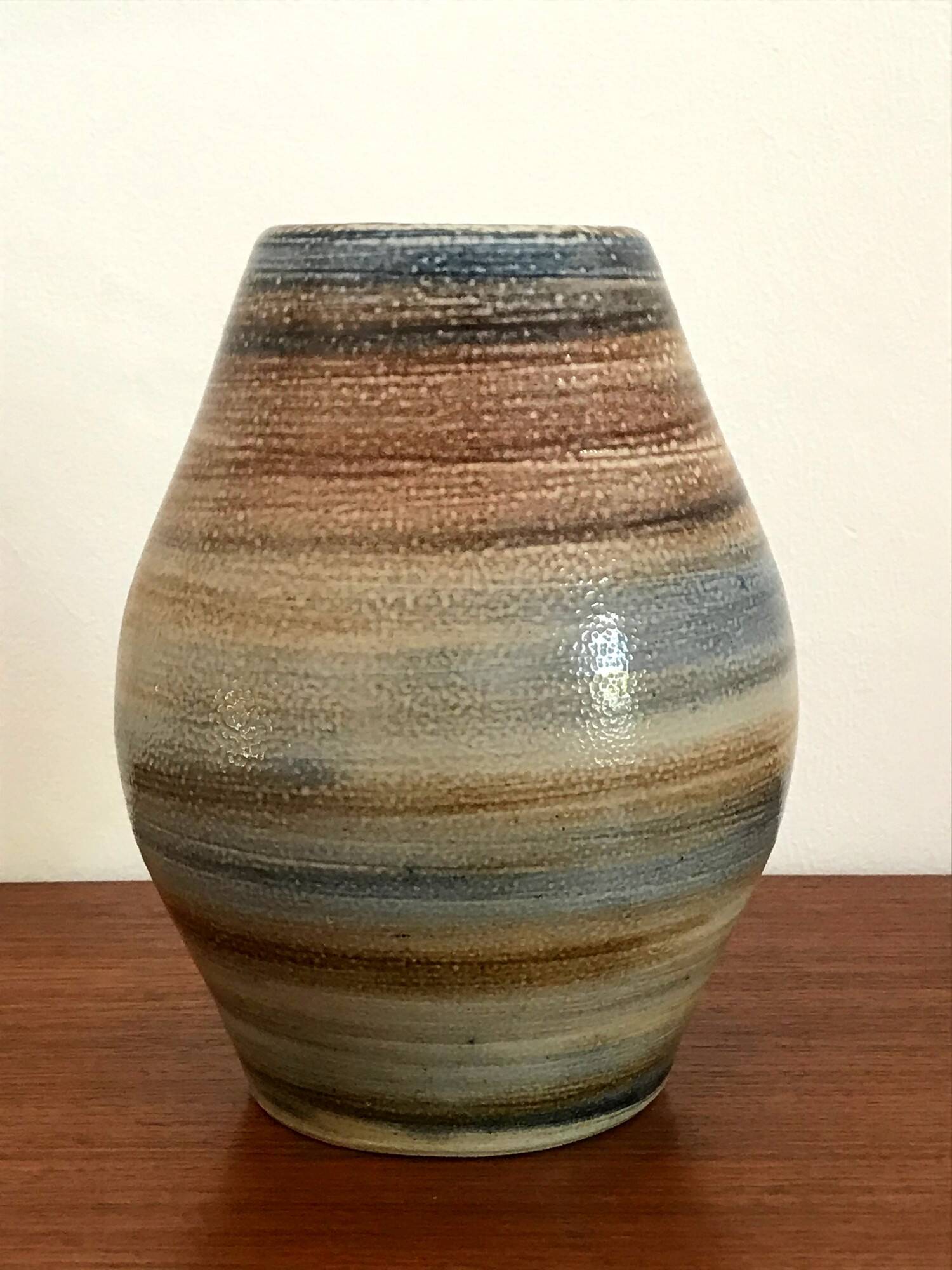 Vintage ceramic vase signed Pentik