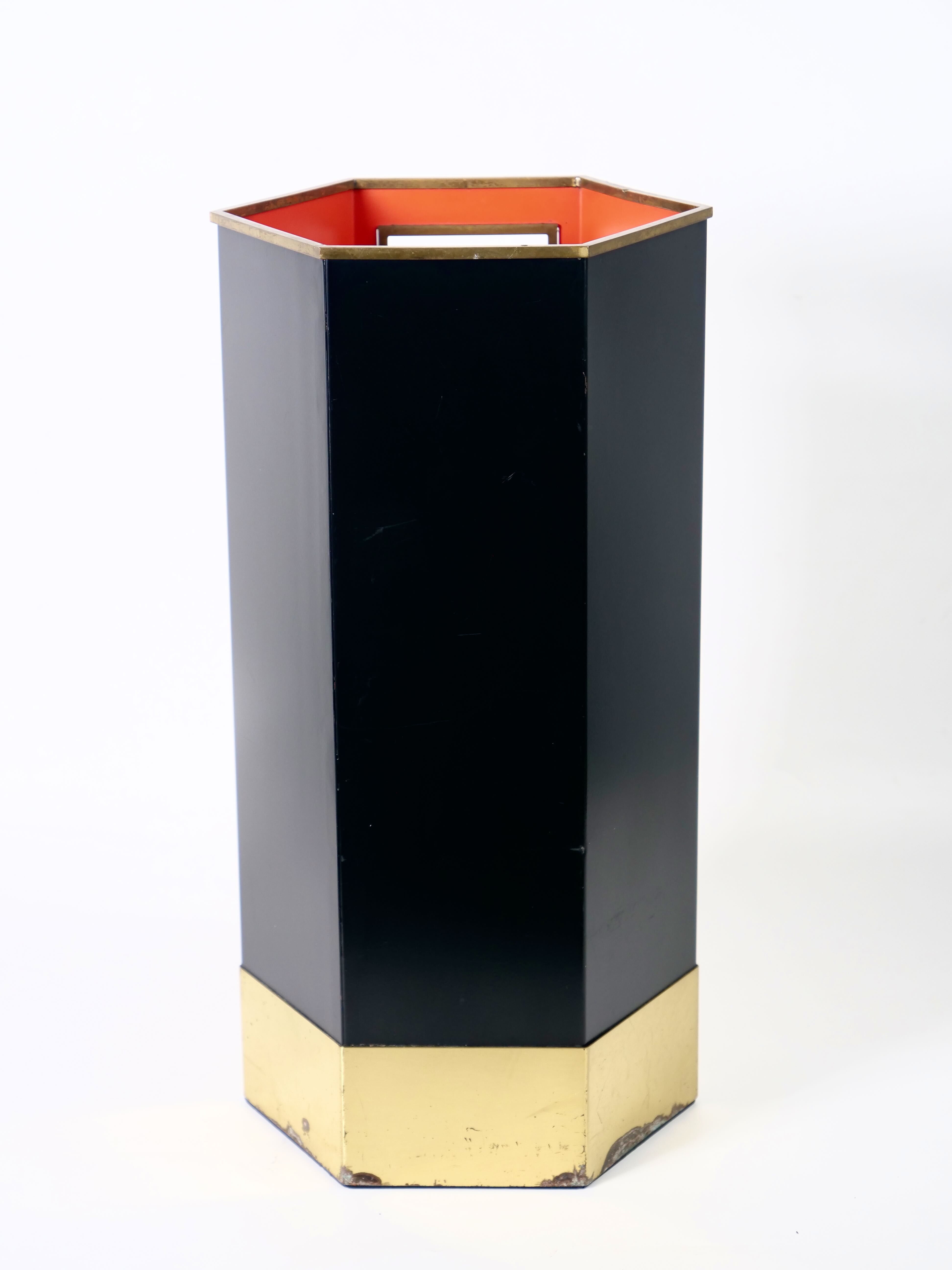 Geometric umbrella rack 60s Velca Legnano