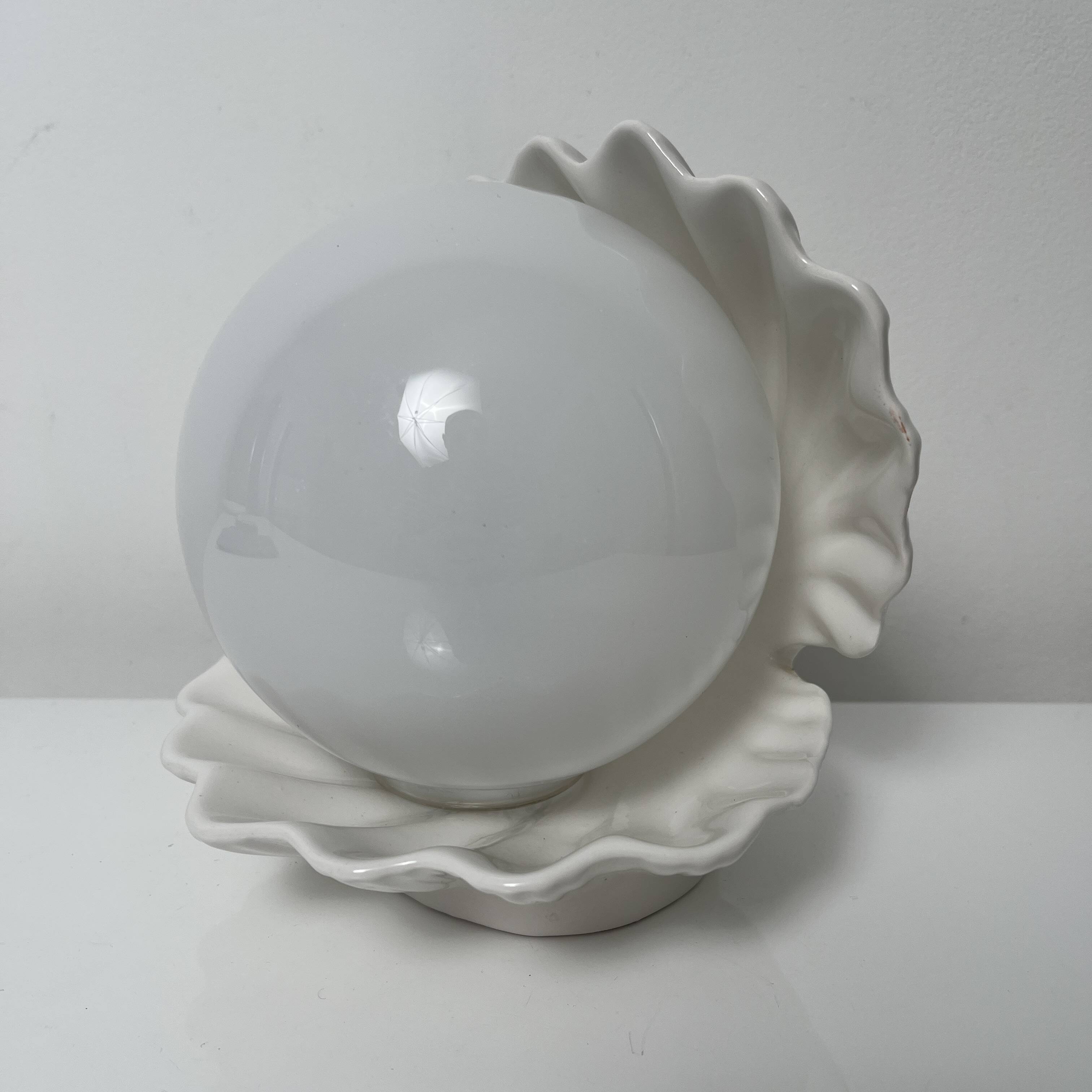 Ceramic lamp shell open white enamel vintage pearl night light