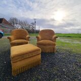 Set of toad armchairs and vintage yellow ottoman
