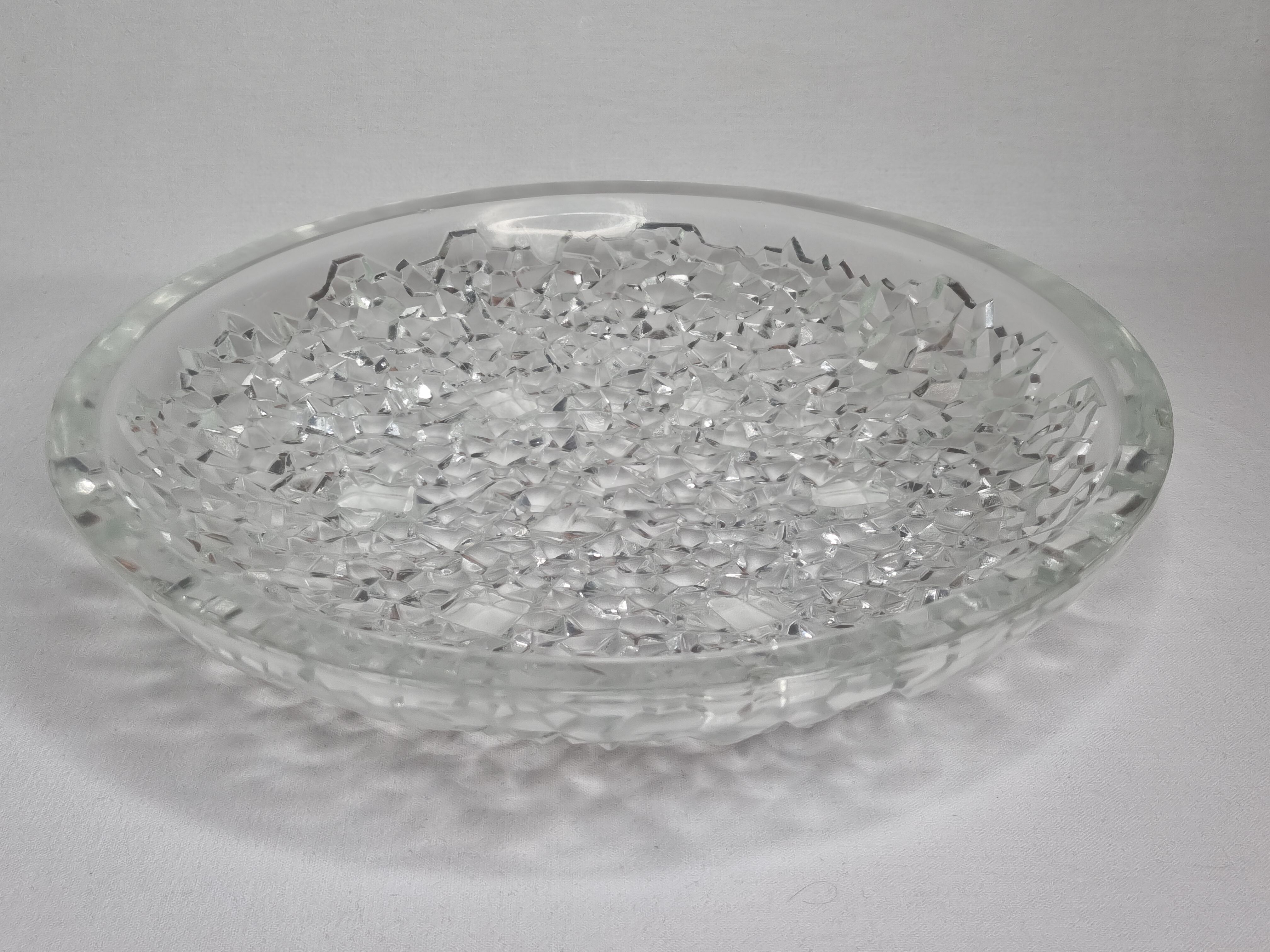 Fruit cup signed verlys france, iceberg décor, 32 cm