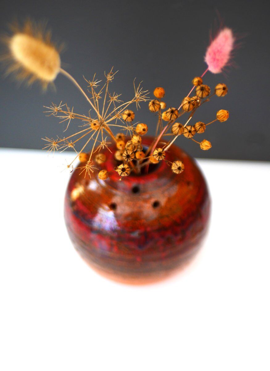 Mid-century art pottery vase in ceramic from Tilgmans