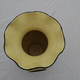 Yellow vase flower drawing