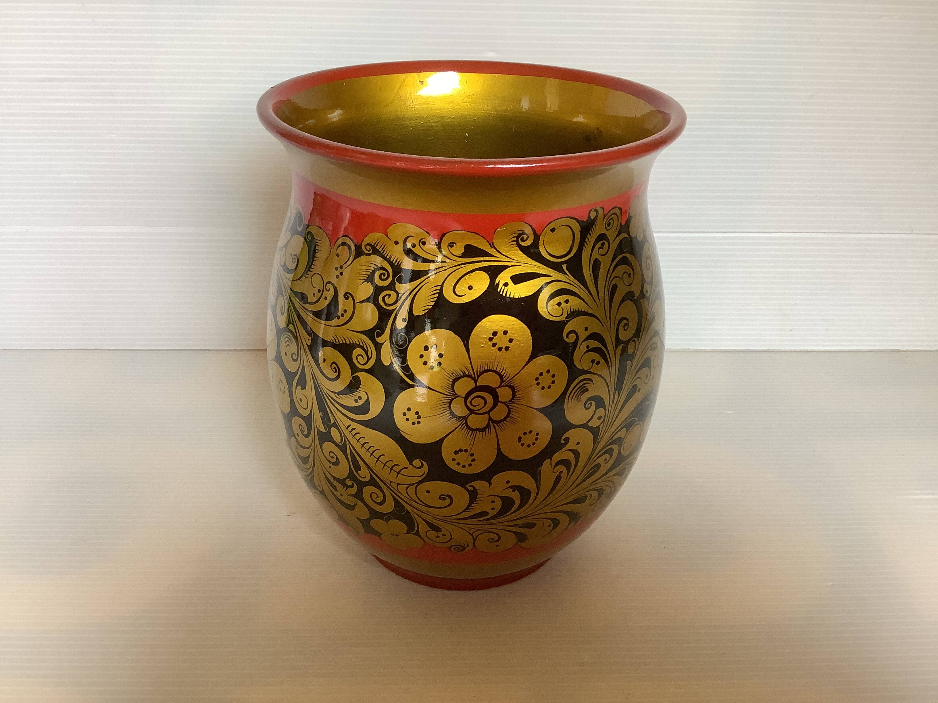 Russian Khokhloma vase