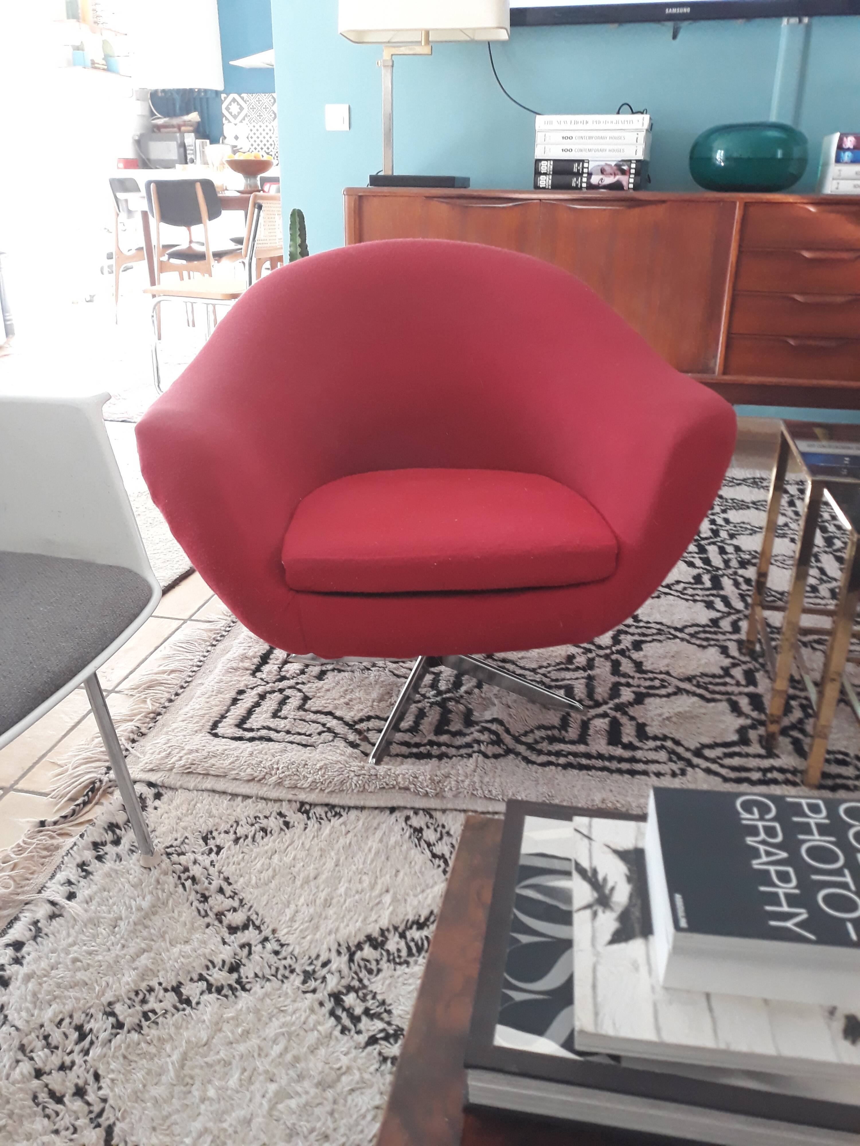 Paire de fauteuils coquilles