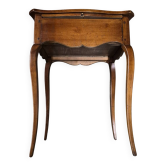 Petite table Louis XV, tablette gainée de cuir