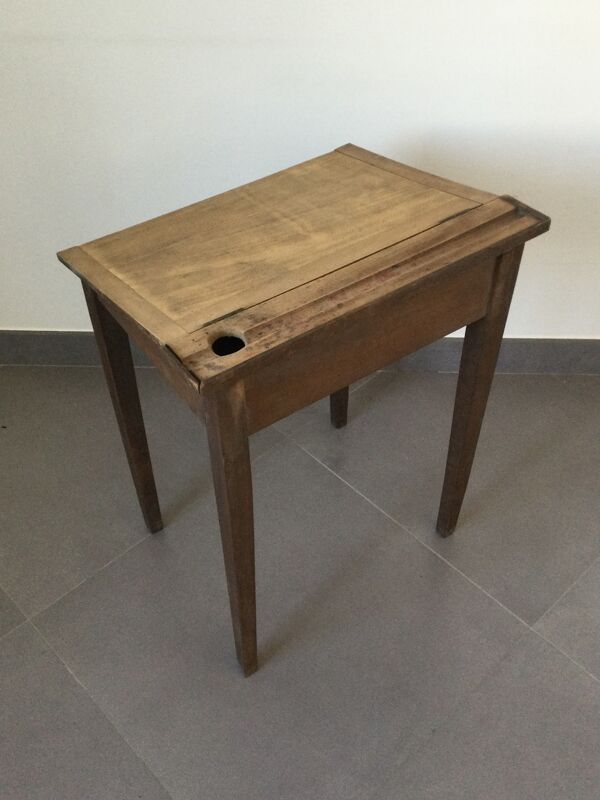 Petit bureau d’enfant