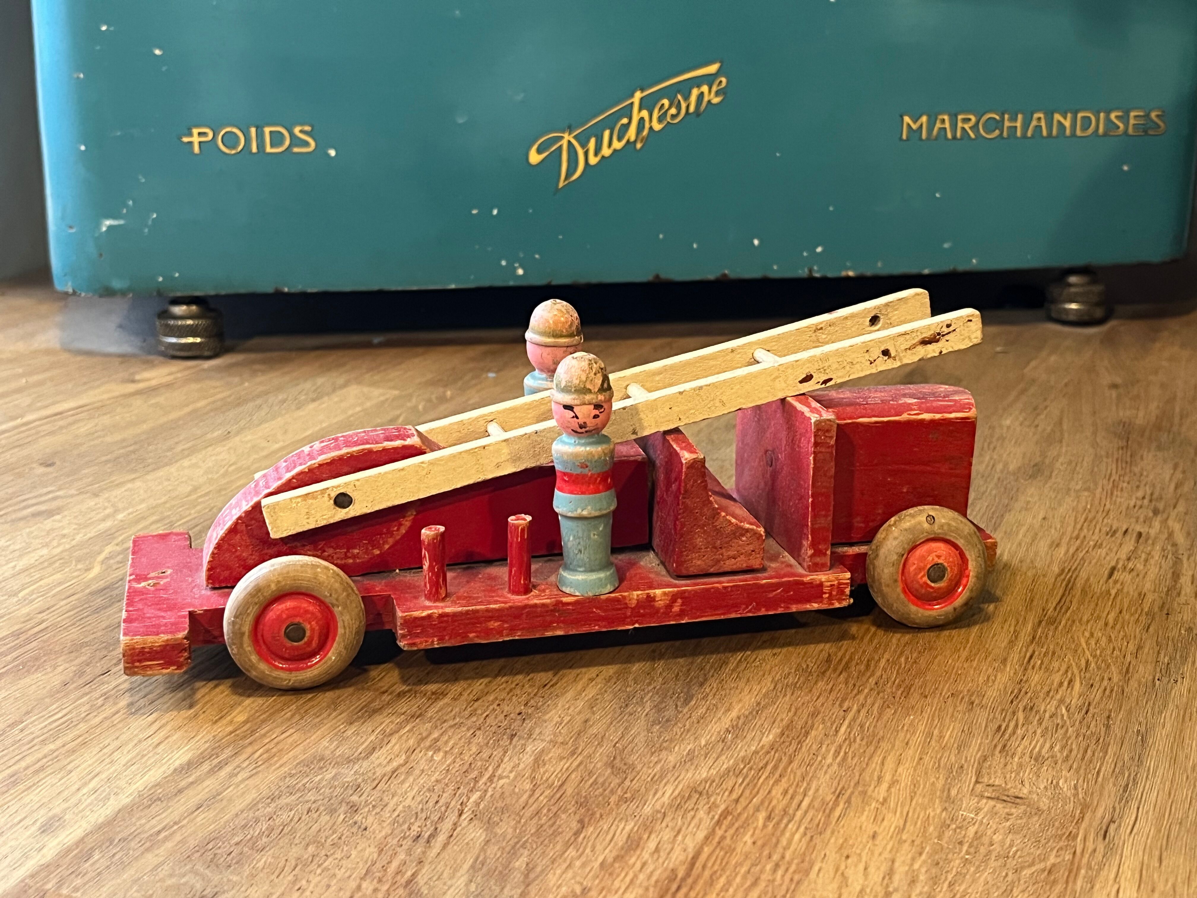 Former fire bowling truck