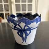 Cache-pot en céramique bleue et blanche, années 70