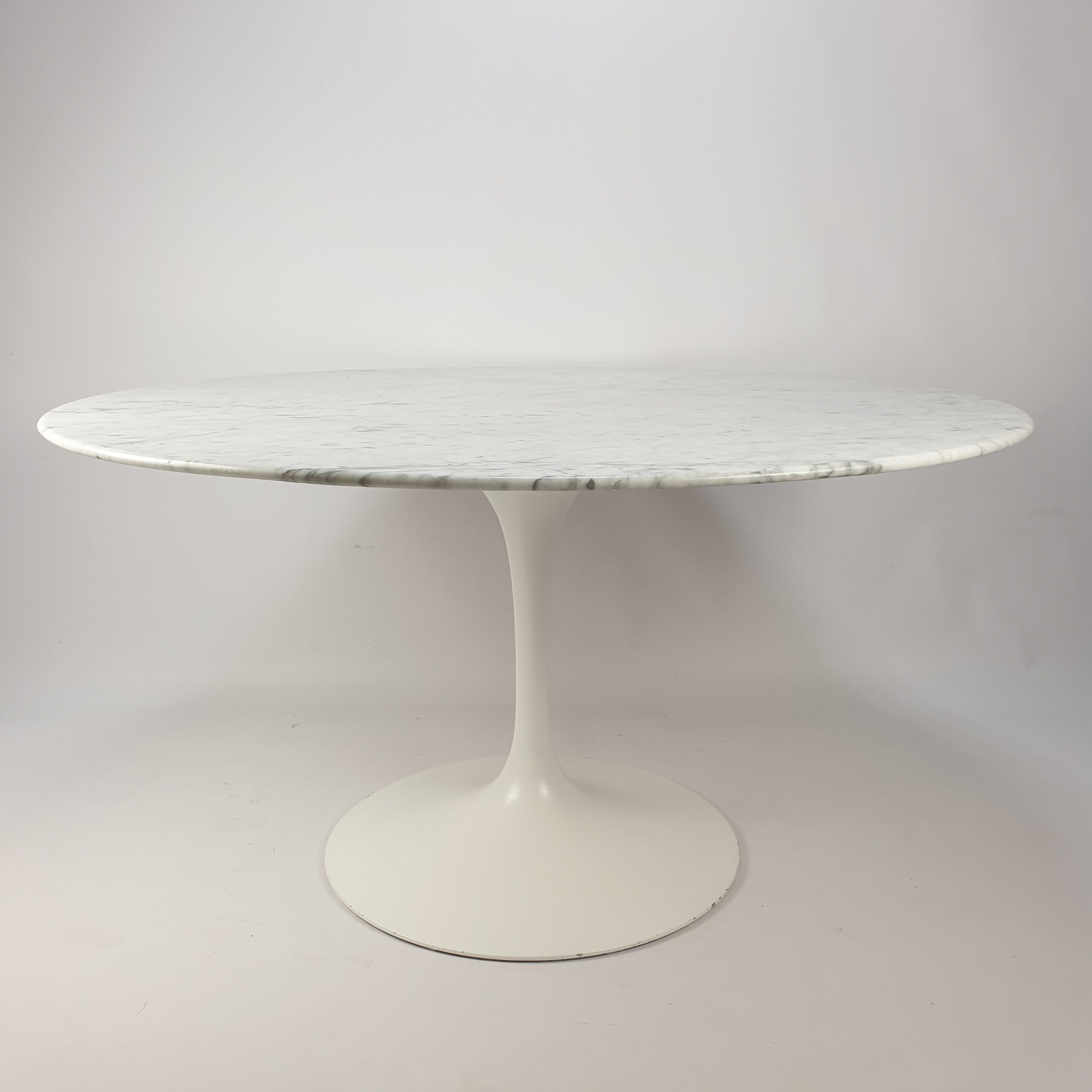 Table à manger en marbre par Eero Saarinen pour Knoll International, années 1970