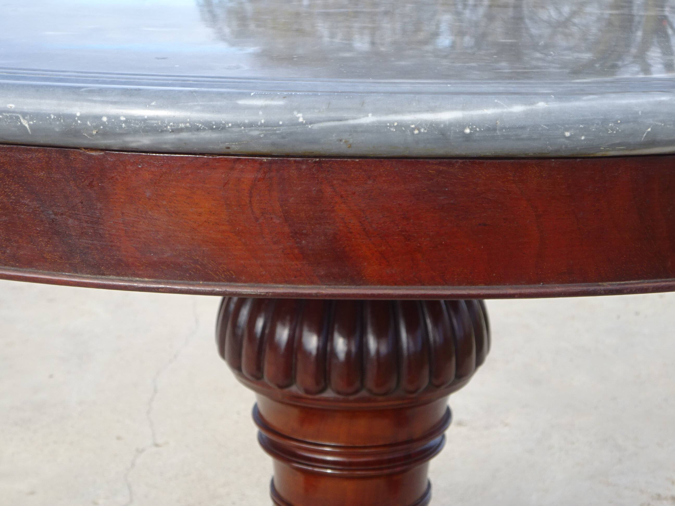 Empire guéridon, rotating marble top