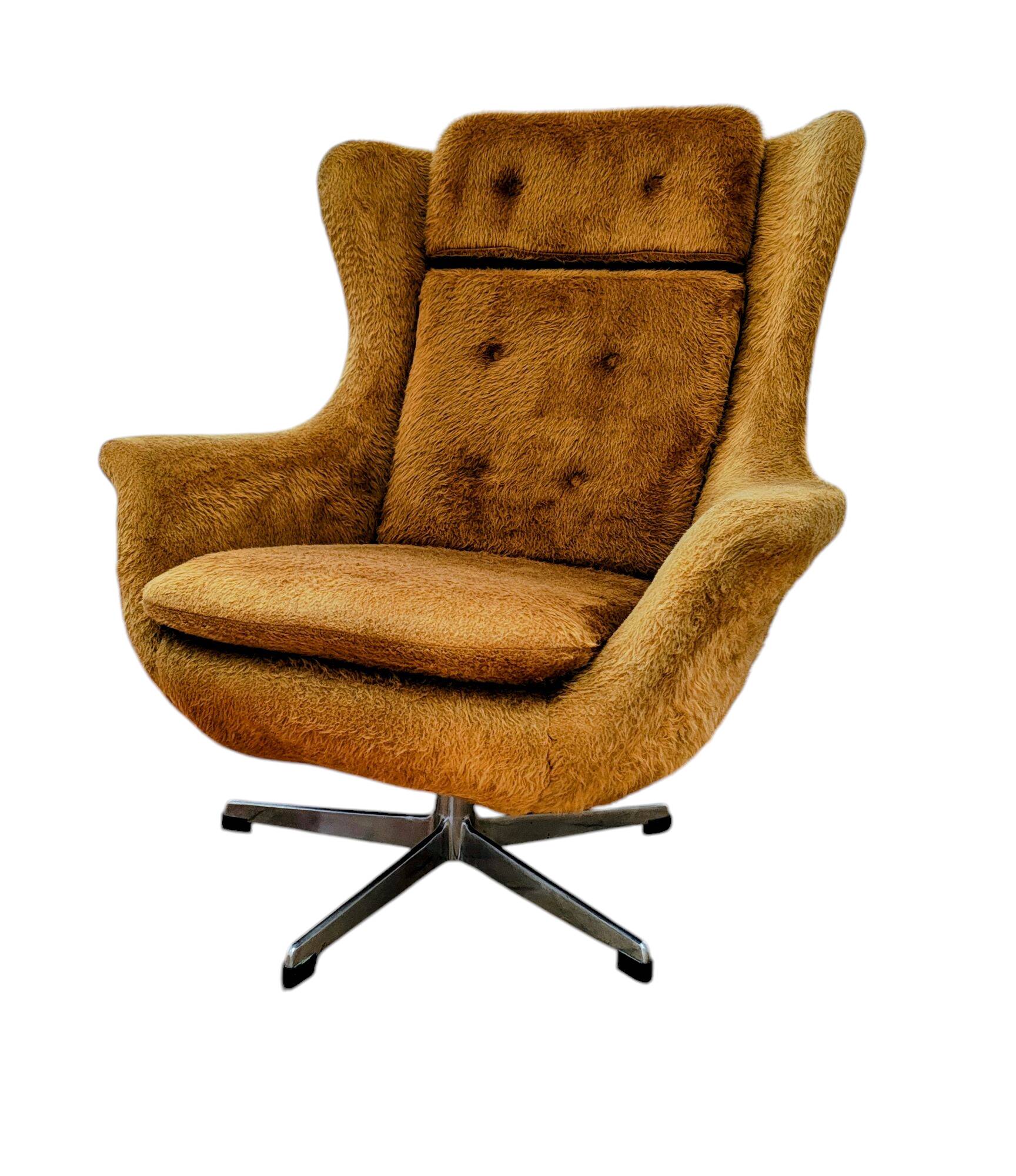Ushak Swivel Chair by Up Zavody Rousinov from Up Závody, Czechoslovakia, 19
