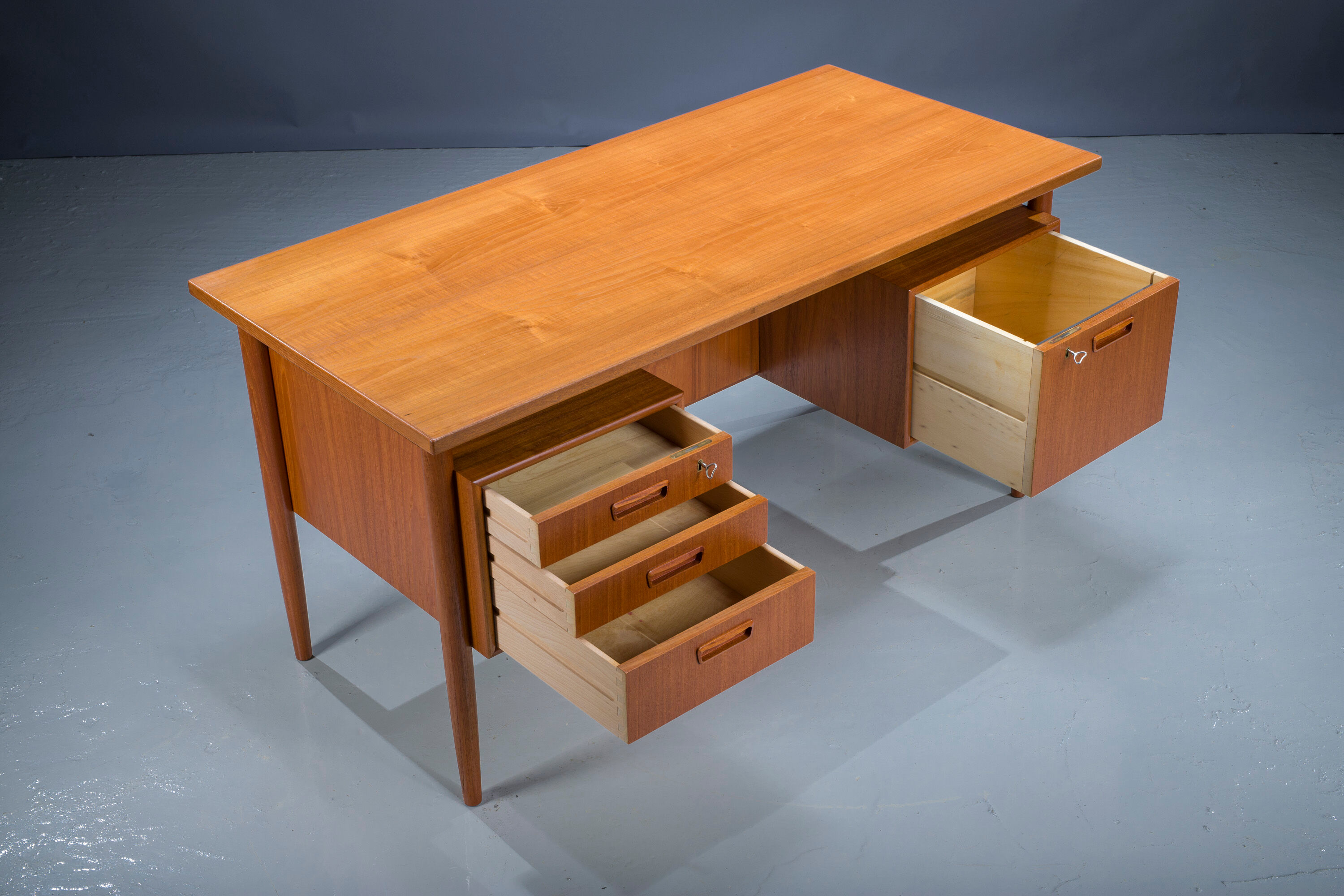 Mid-century Danish teak desk by HP Hansen, 1960s