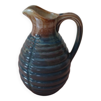 Pitcher