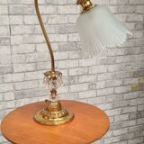 Large brass lamp with tassels 1970 to 80 and opaque molded glass, very good condition, electric ok, elegant