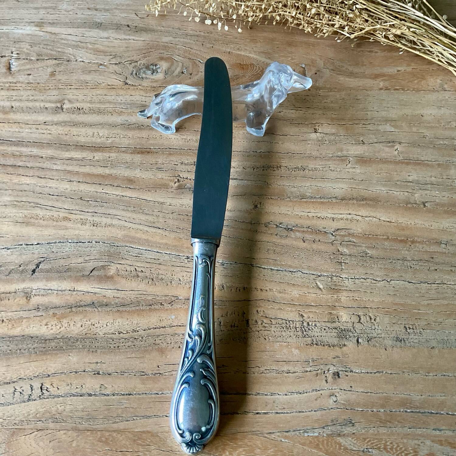 Set of 4 plastic dog knife holders
