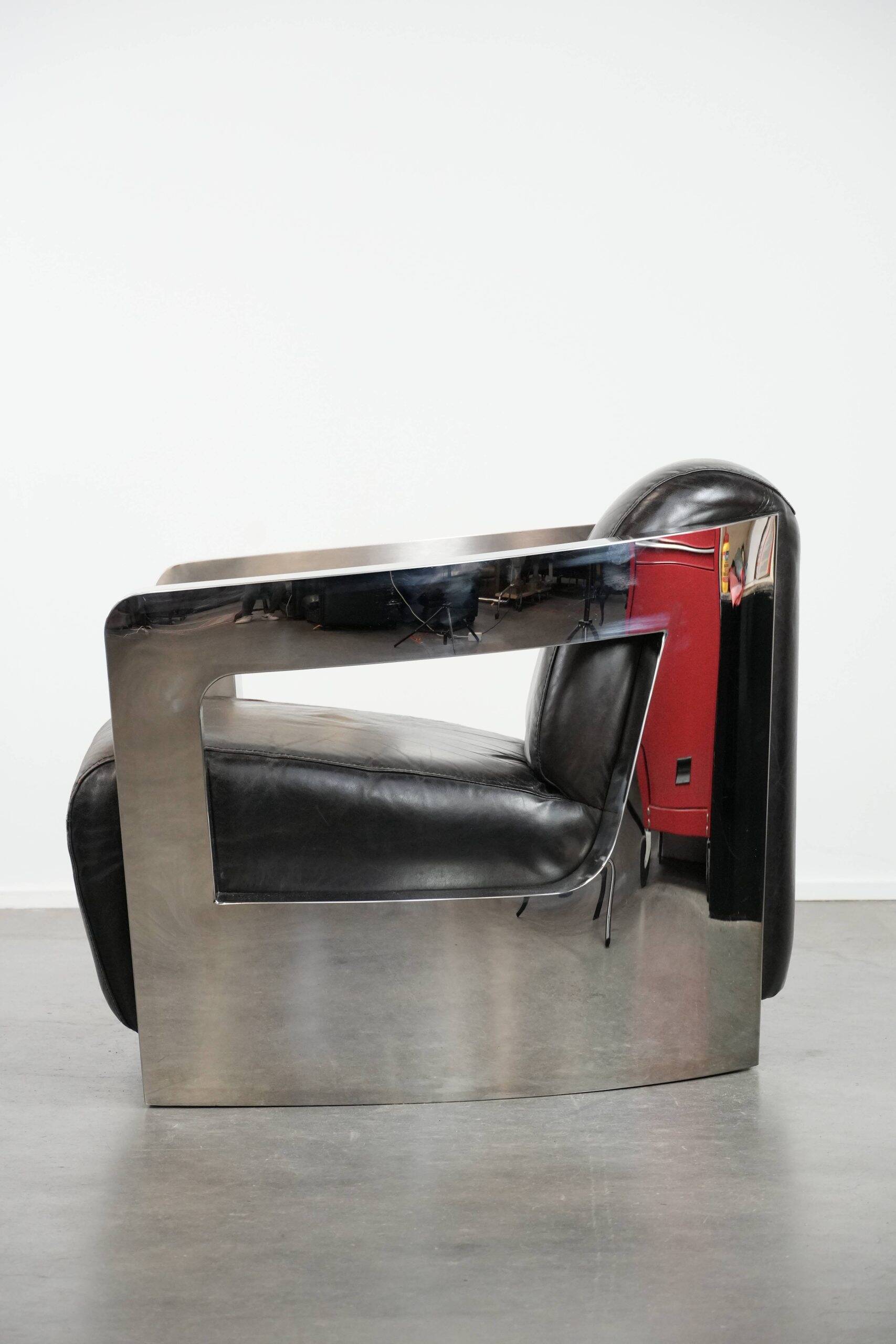 Unique design Aviator armchair with an aluminium frame