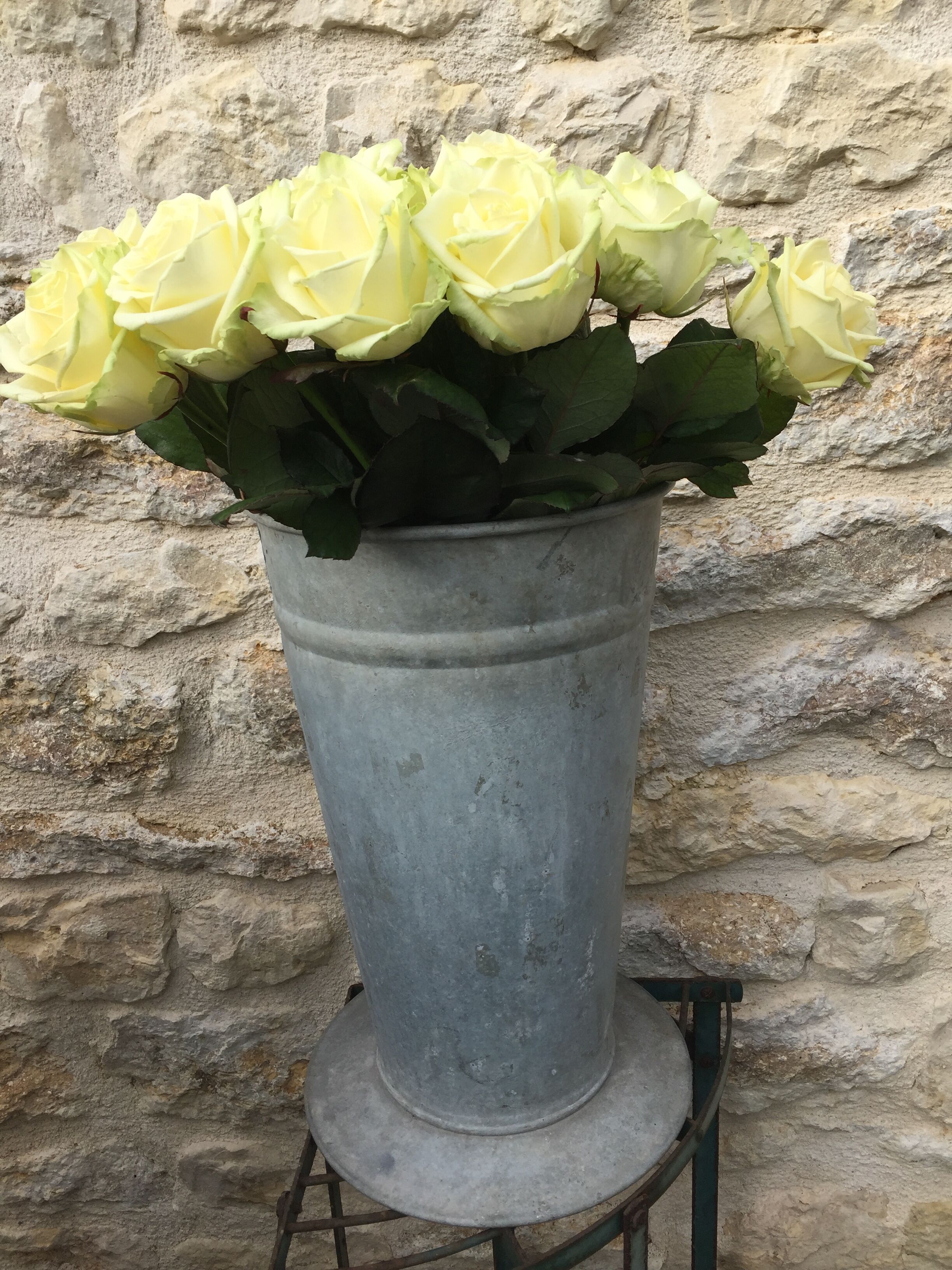 Pot of florist, zinc