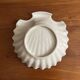 Large shell-shaped dish – white porcelain – Width 31 cm