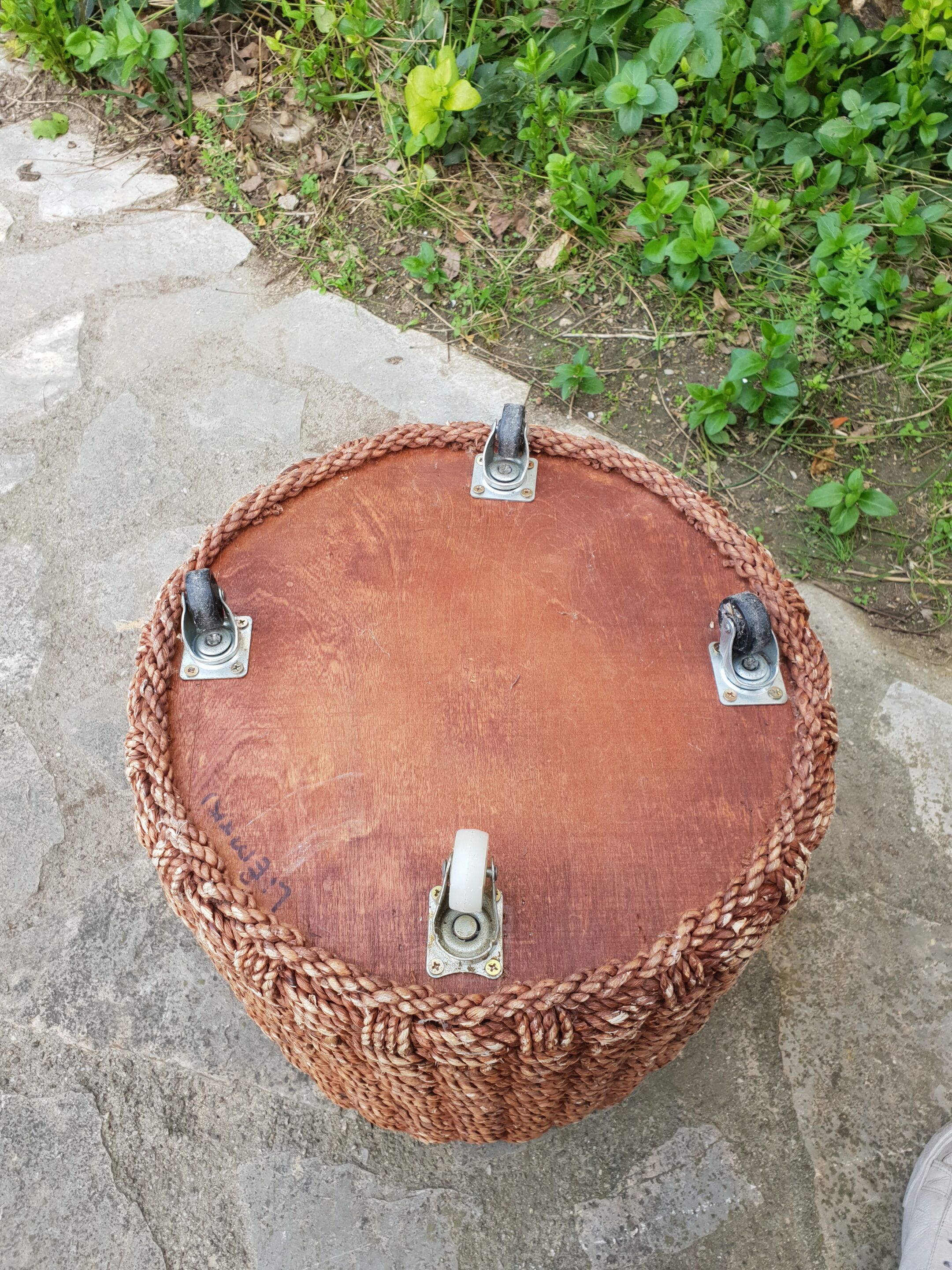 Vintage rope coffee table and stools