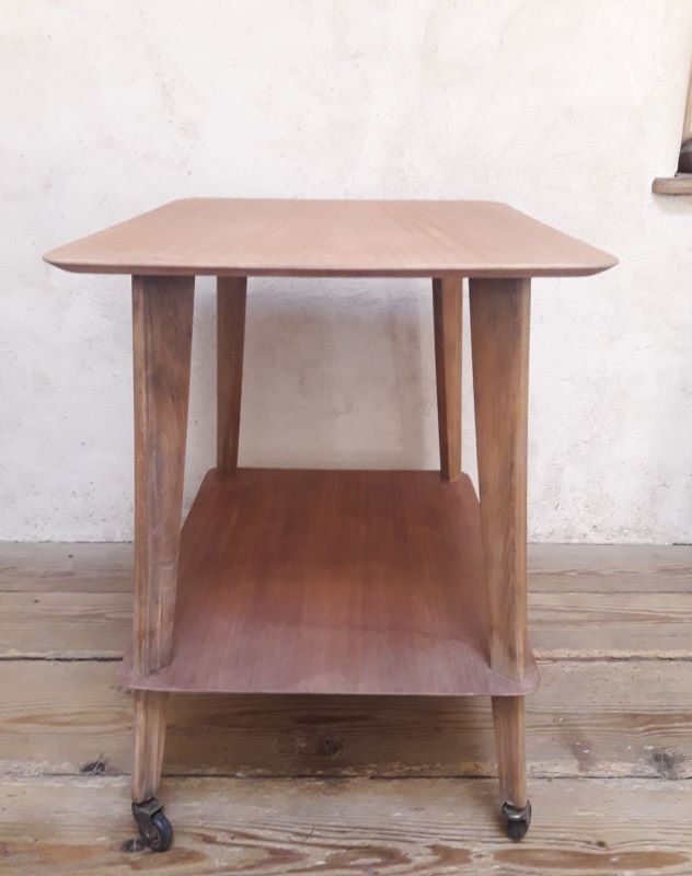 Table served legs compass with wheels 1950s