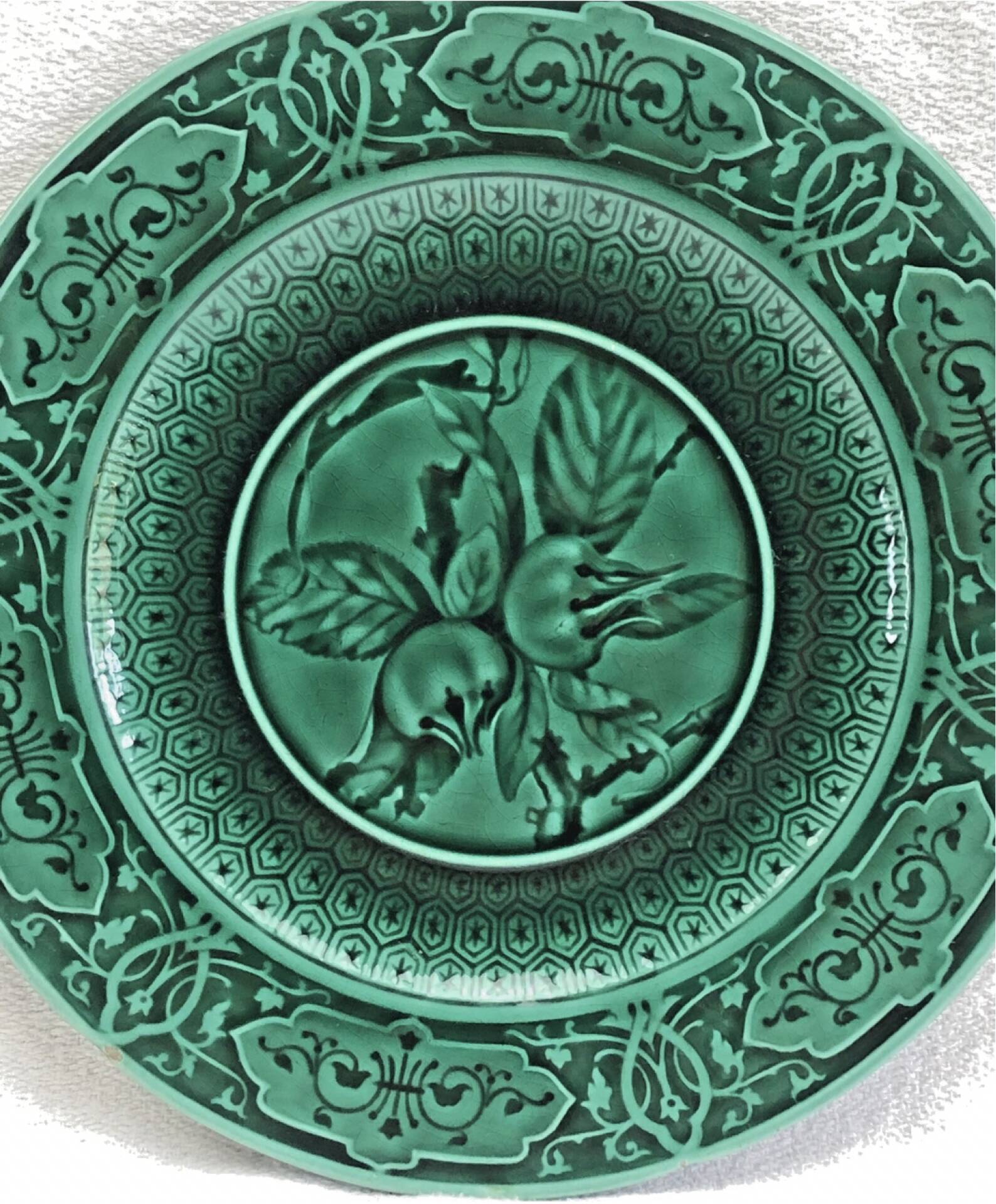 3 dessert plates XIX Sarreguemines Majolica shaded enamel Rubelles