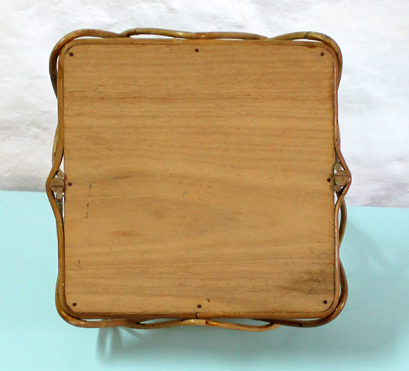 Rattan bottle holder