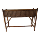 Wicker planter