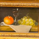Small still life with grapes and apple
