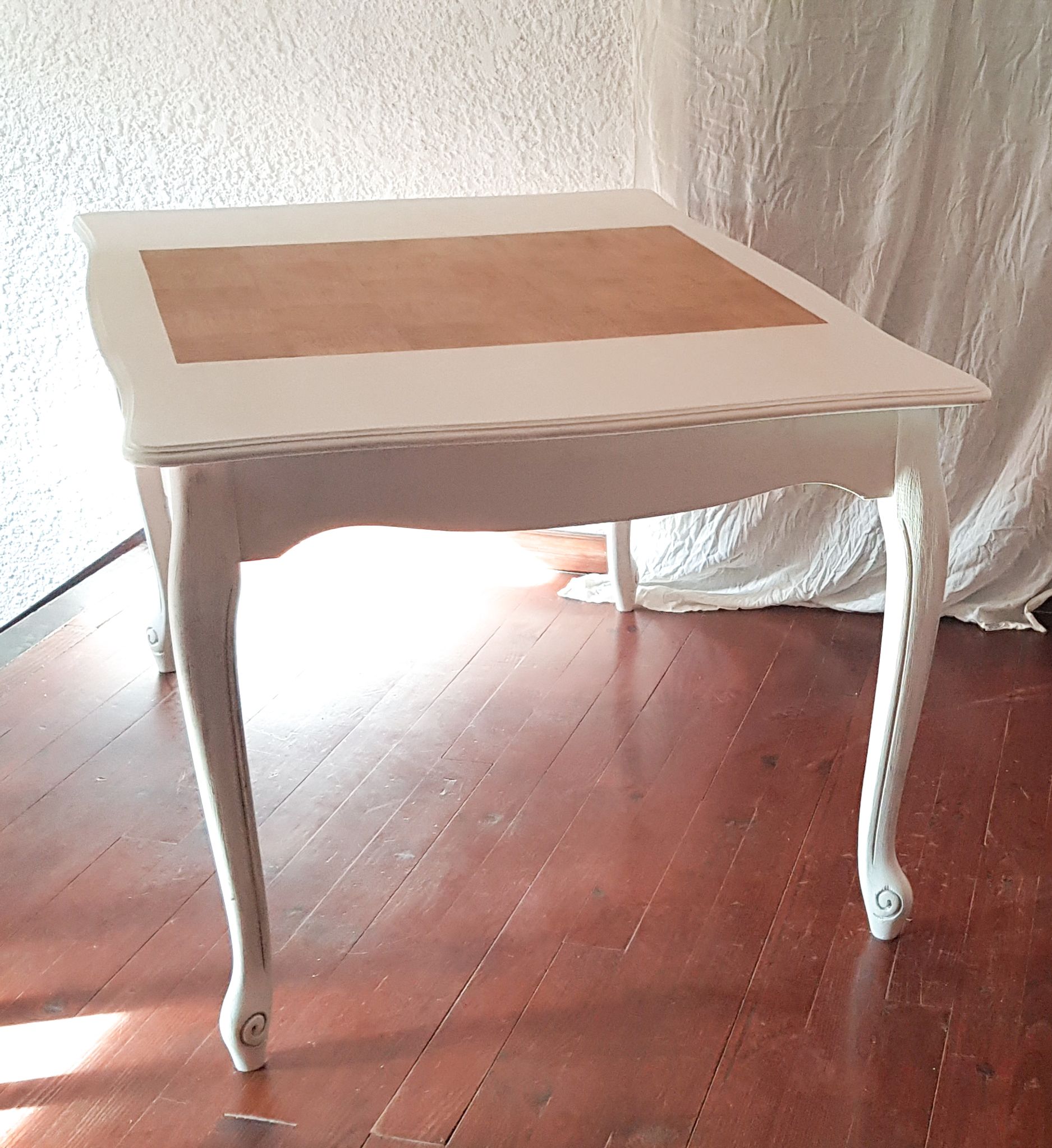 Table en marqueterie