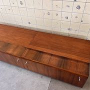 Meuble bas en palissandre vintage