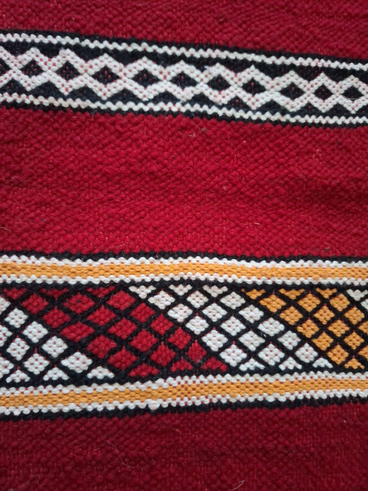 Small brick red Berber Kilim – Flat weave Hanbel – 77x140 cm