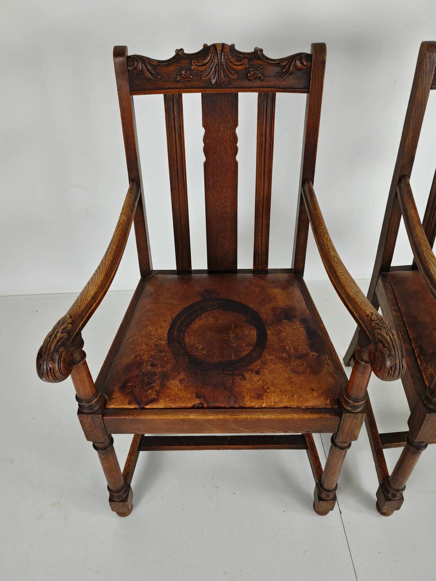 Paire de fauteuils en chêne F. Parker & Son – XIXe siècle anglais